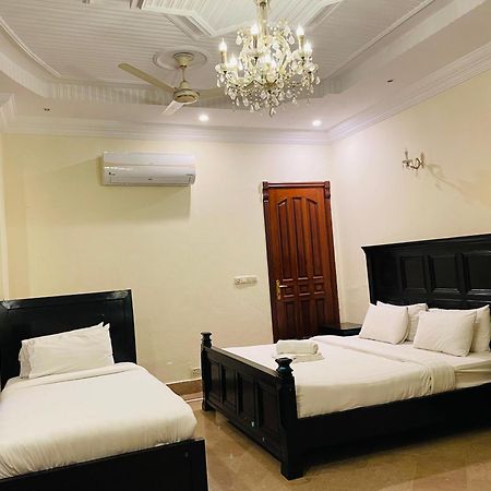 Executive Galaxy Guest House Islamabad Eksteriør billede
