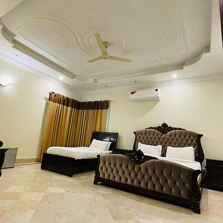 Executive Galaxy Guest House Islamabad Eksteriør billede
