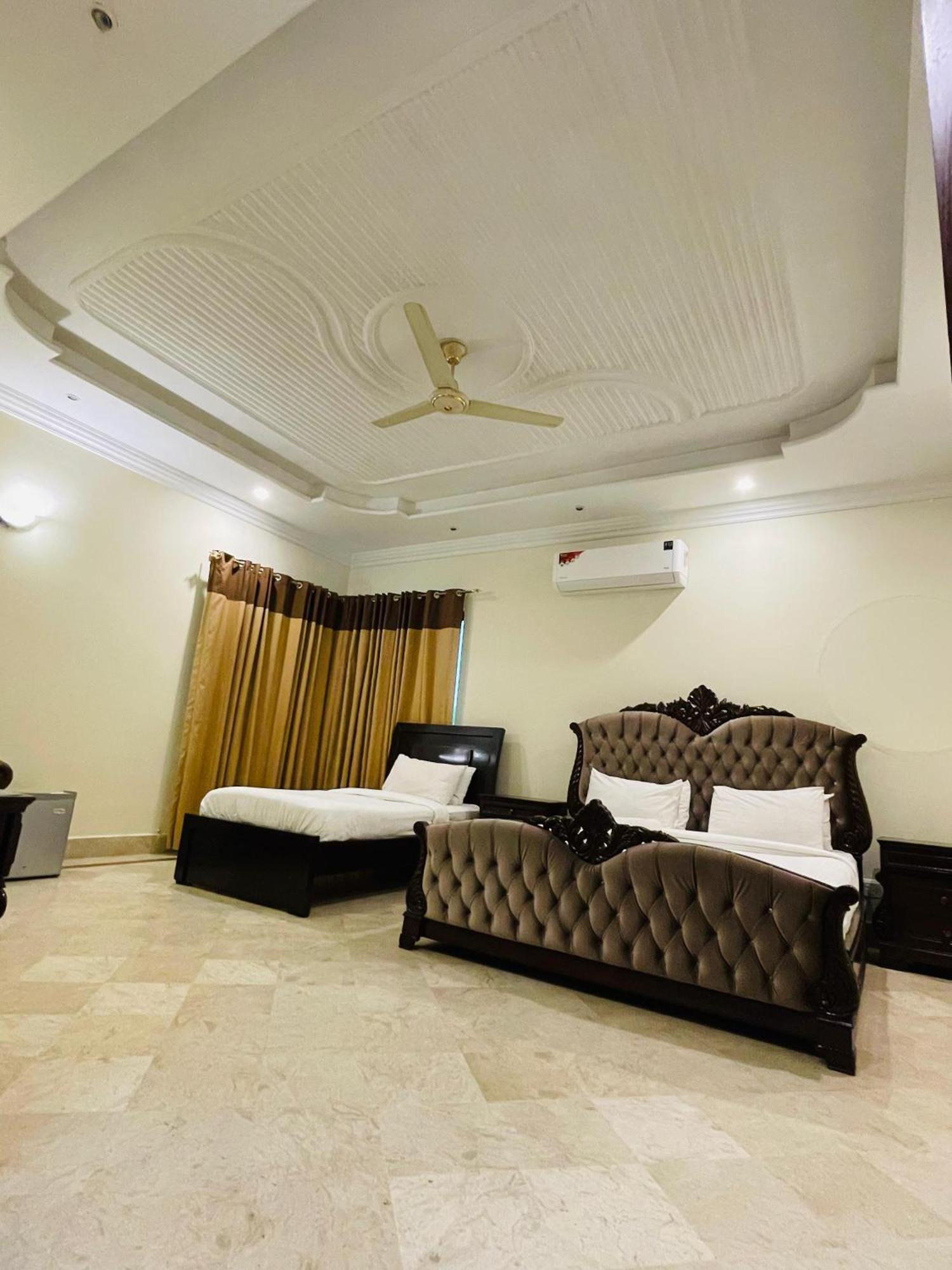 Executive Galaxy Guest House Islamabad Eksteriør billede