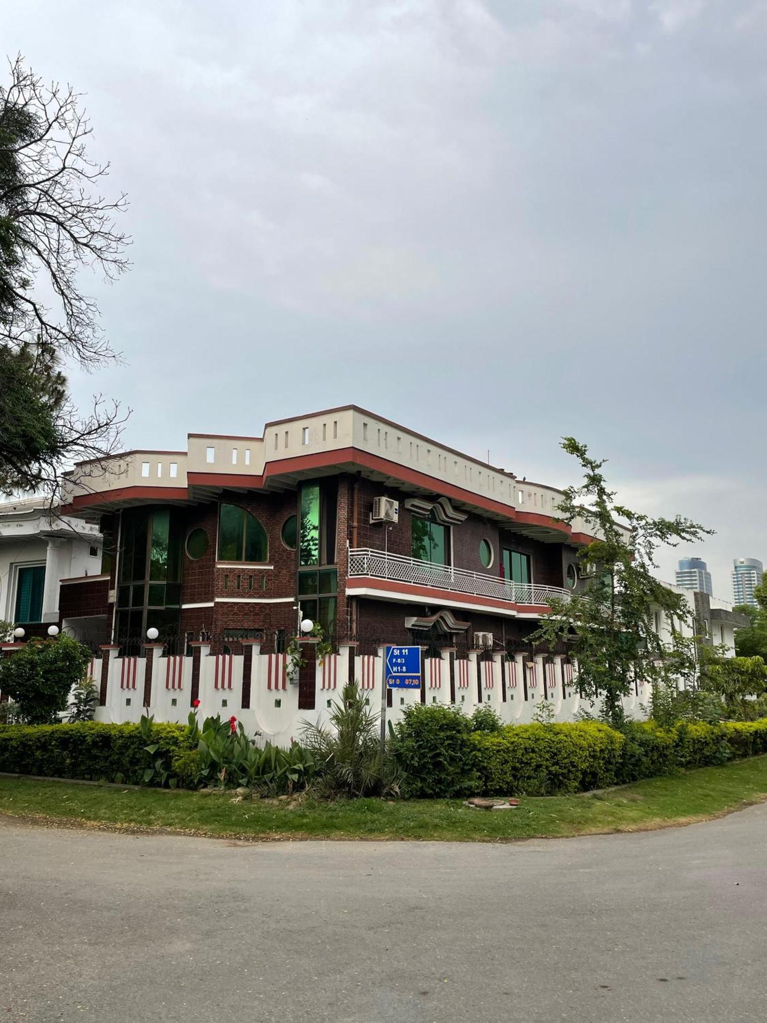 Executive Galaxy Guest House Islamabad Eksteriør billede