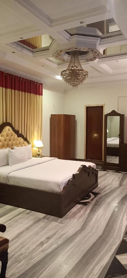 Executive Galaxy Guest House Islamabad Eksteriør billede